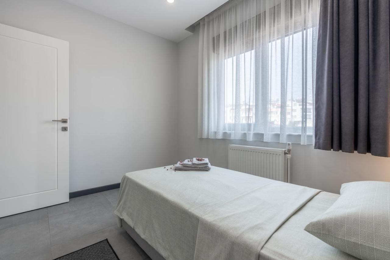 Rose - Trendy Near The Apart Otel Antalya